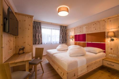  Appartementhaus Adlerblick -  Chambre  photo :   Tea/Coffee maker    Shower    Bath                           