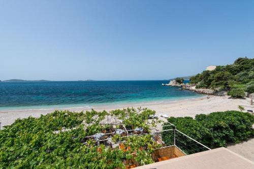 Gallery image of Poseydon Beach Bungalow in Mlini