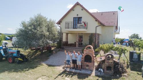 Giardino di Kamarás Ring House