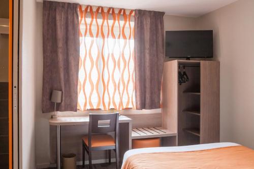 Logis Hôtel Les Voyageurs – Photos 2