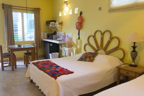 Sea Hawk Suites – Photos 2
