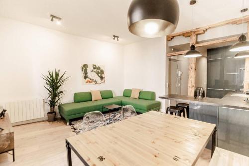 STYLISH NEST 1BD PLAZA MAYOR - SOL