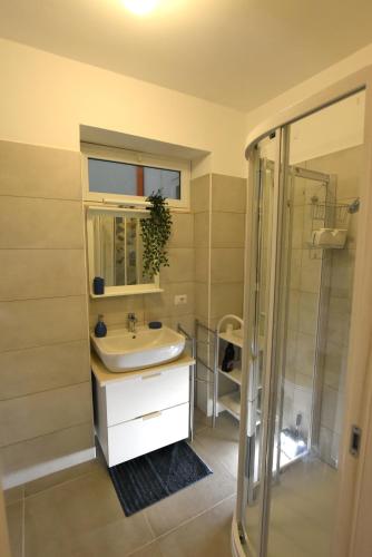 Bilik mandi di a casa di Annita