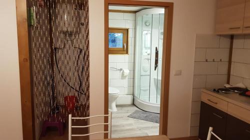 Ένα μπάνιο στο Ferienhaus Marina