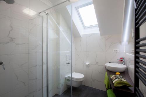 Et badeværelse på Apartments Special Bled