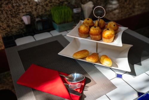 Jídlo v hotelu nebo okolí