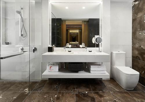 Salle de bains dans l'établissement Emporium Hotel South Bank