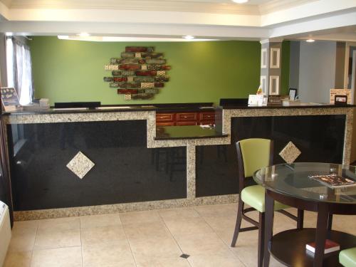 Gambar di galeri bagi Super 8 by Wyndham Chattanooga/East Ridge di Chattanooga