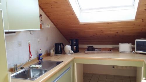 Dapur atau dapur kecil di Gemütliches Apartment