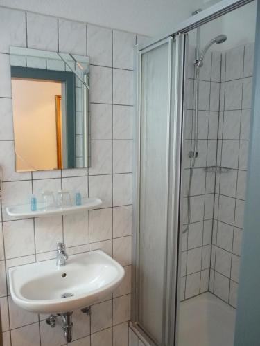 Koupelna v ubytování Hotel zur Krone
