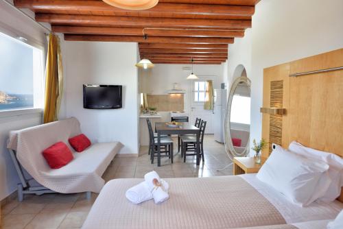 Gallery image of Adonis Rooms in Kalo Livadi
