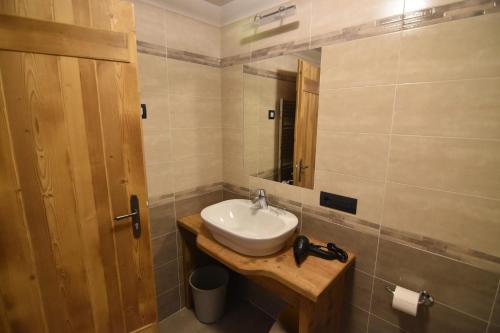Ένα μπάνιο στο Chalet Li Mina
