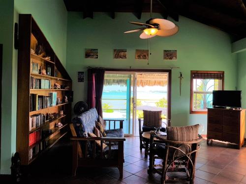 Foto dalla galleria di Slo-N-Ez Villa Terrace (Ocean View) a Caye Caulker