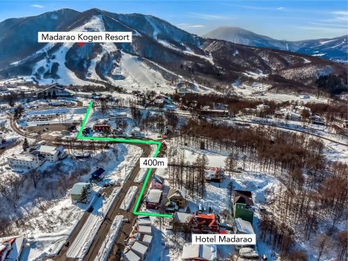ホテルから撮影された、または一般的な山の景色