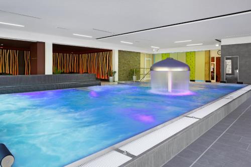 Piscina di Parkhotel CUP VITALIS o nelle vicinanze