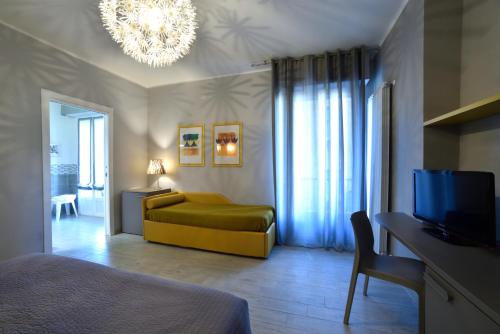 Una cama o camas en una habitación de Hotel Bristol