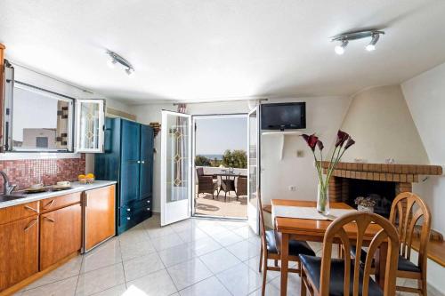 Seaview Apartment