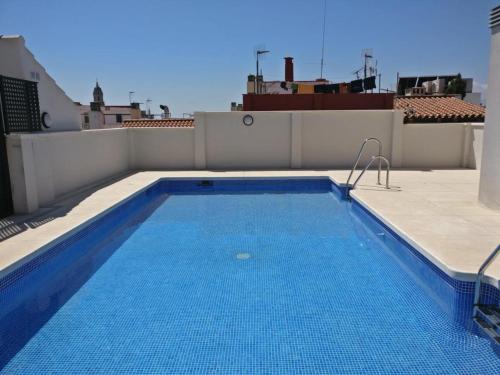 
The swimming pool at or near Atico terraza privada piscina centro ac nuevo 1hab
