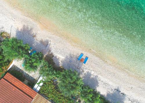Φυσικό τοπίο κοντά σε αυτή η παραθεριστική κατοικία