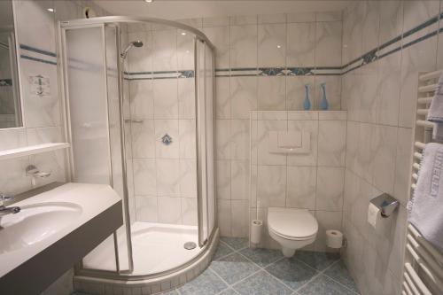 Phòng tắm tại Hotel Brunella