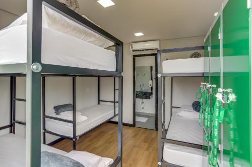 Palanda nebo palandy na pokoji v ubytování Innbox - Canasvieiras
