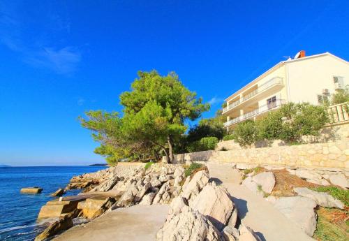Gallery image of Apartments Villa Steffi in Prizba