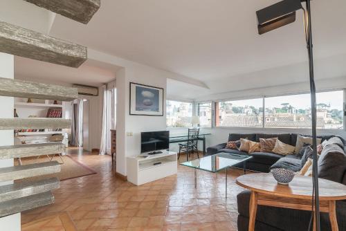 Paradiso Penthouse - FromHometoRome