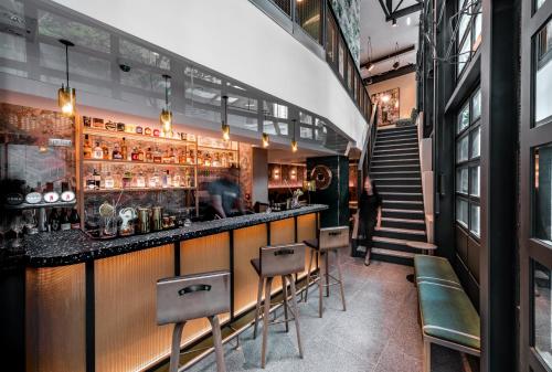 Lounge atau bar di Ovolo Central