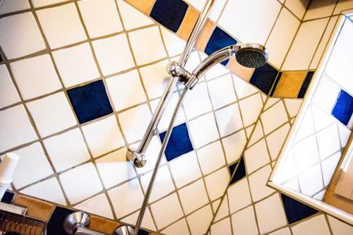 A bathroom at Ferienhäuser Paunger