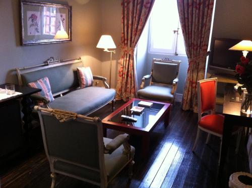 Ruang duduk di Hotel Valdepalacios Gourmand 5* GL