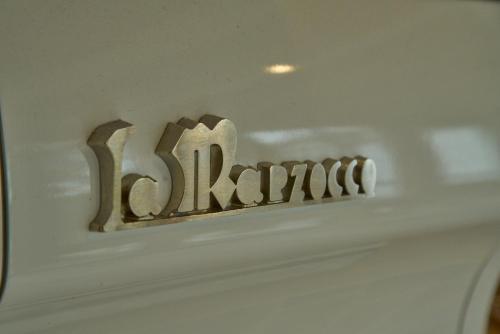 a metal sign on the side of a ceiling at Die Grüne Bettlad Boutique-Hotel in Bühl