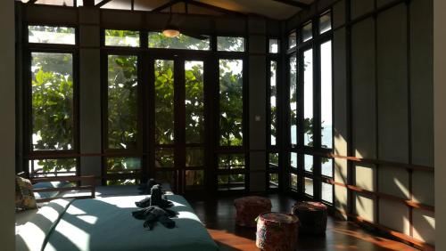 Un lugar para sentarse en Mythra Mahasamuthra