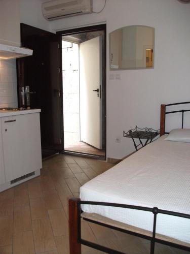 Diocletian Apartments & Rooms