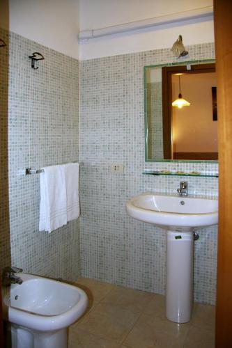 Un baño de Hotel Adelchi