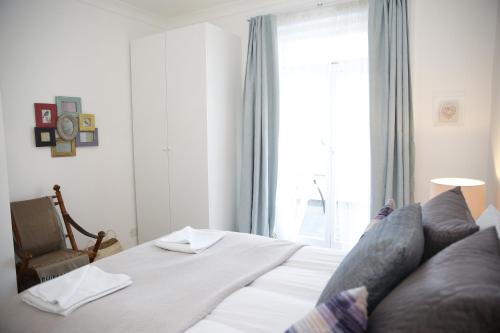 En eller flere senger på et rom på Beautiful one Bedroom apartment walking distance to Paddington and Hyde Park