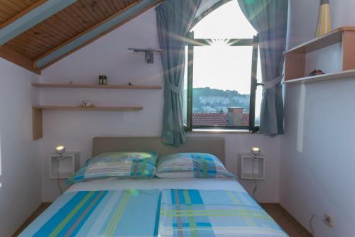 Holiday Nest