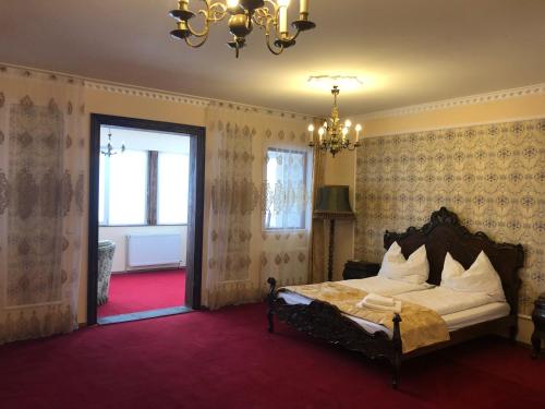 Katil atau katil-katil dalam bilik di Lambach Villa