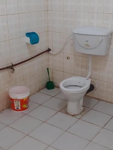 Kylpyhuone majoituspaikassa Mgeni Homestay