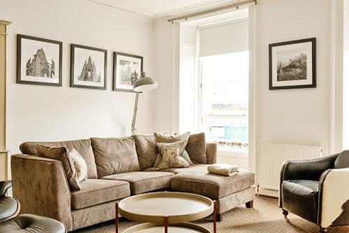JOIVY Luxury Flats on George Street photo 35