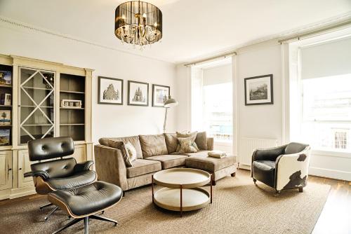 JOIVY Luxury Flats on George Street photo 34