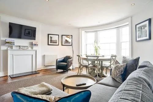 JOIVY Luxury Flats on George Street photo 1