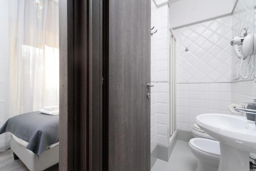 White Caesar Guesthouse