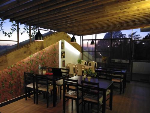 Drizzle Drop Inn, Ooty – Updated 2023 Prices