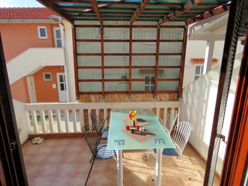 Apartment Novalja Summer – Photos 3