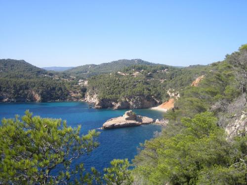 a small island in a body of water at Les Galets Hôtel et B&B in Bandol