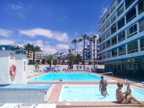 Playa del Inglés 5 min walk from Yumbo! 512