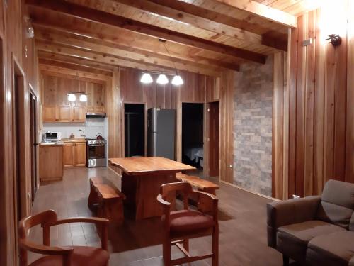 Kuchyň nebo kuchyňský kout v ubytování Paraíso Liumalla Lodge