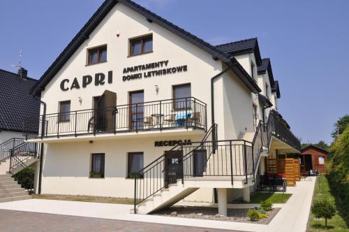 Capri Apartamenty, Domki