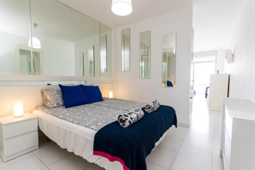 Blue Vista Apartment