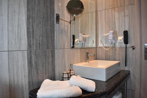 Gallery image of Marinis Boutique Rooms in Iraklitsa
